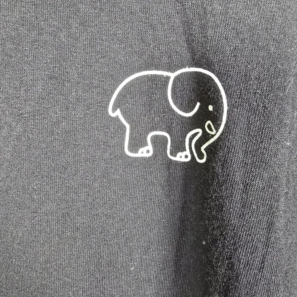 Ivory Ella Womens Black Long Sleeve Tee With Blue Elephant Logo Size Large